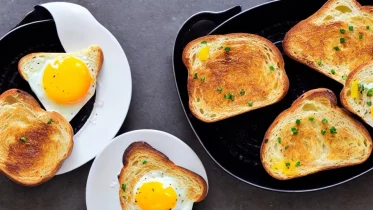 Gebackene Toast mit Eier aus dem Airfryer